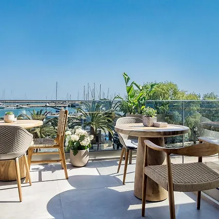 מלון Savus Boutique *