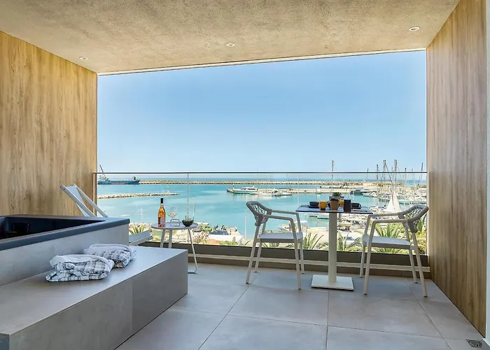 Hotel Savus Boutique 3*