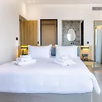 Savus Boutique 3*