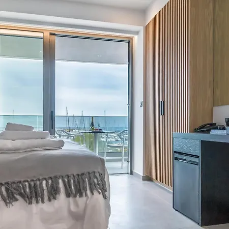 Savus Boutique 酒店 罗希姆诺