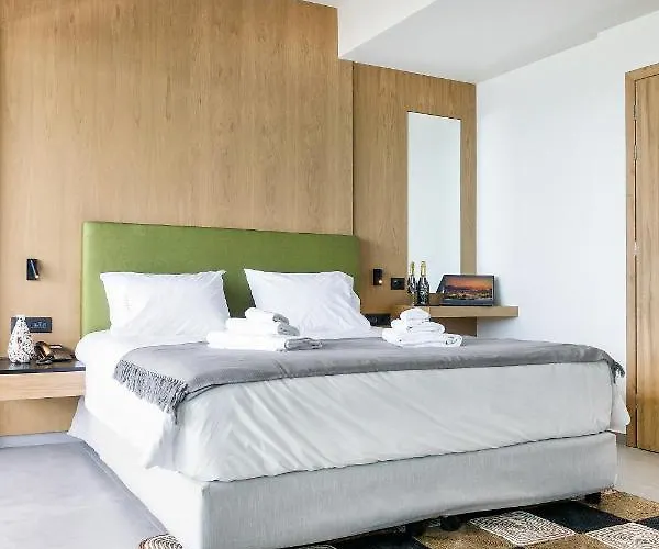 Savus Boutique Hotel 3*