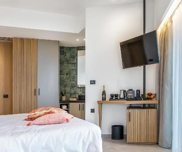 Hotel Savus Boutique 3*